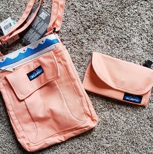 Kavu Side Purse + Wallet
